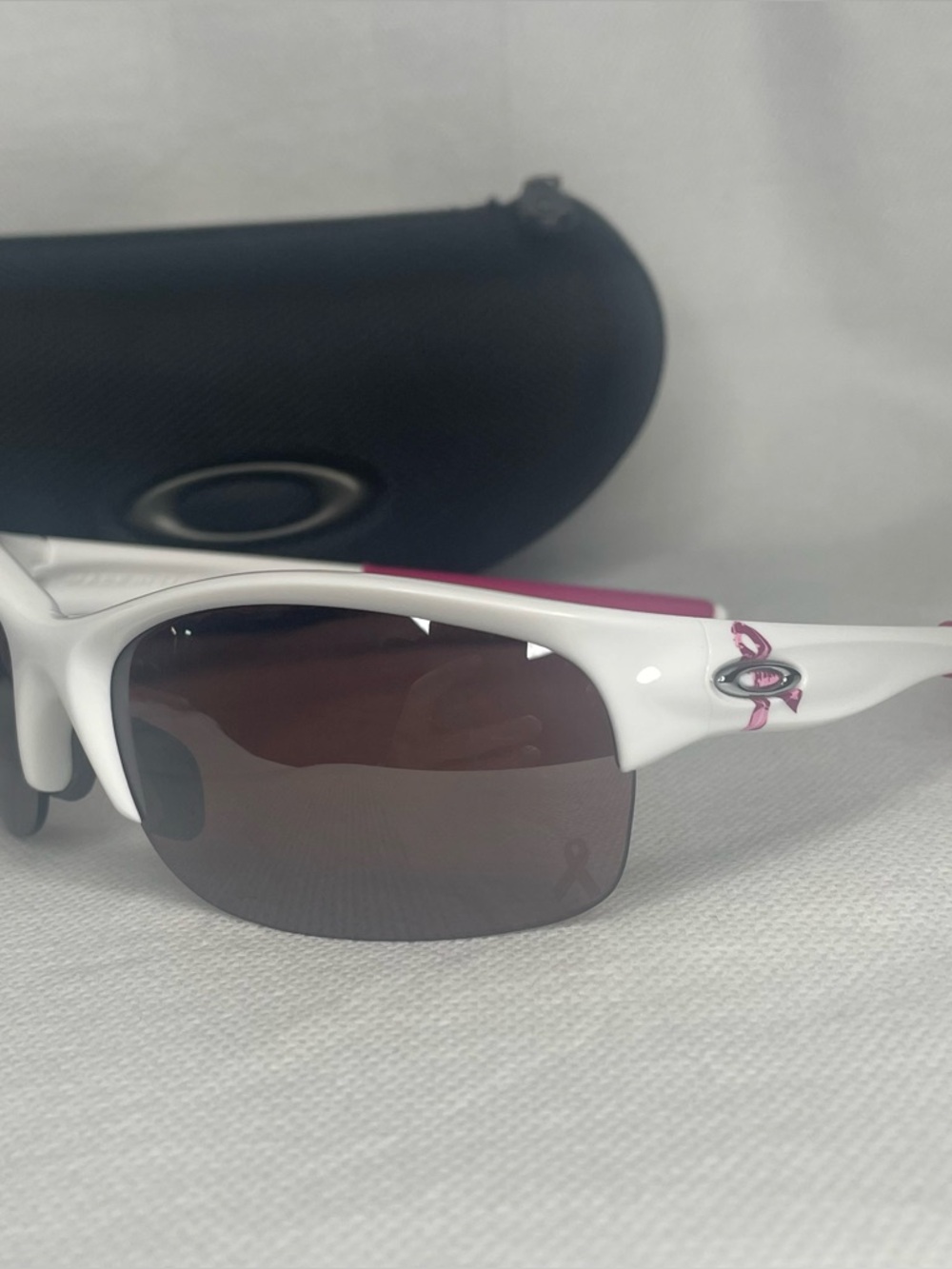 Oakley Commit SQ Breast Cancer Awareness Polished White G20 Black Iridium 24-176